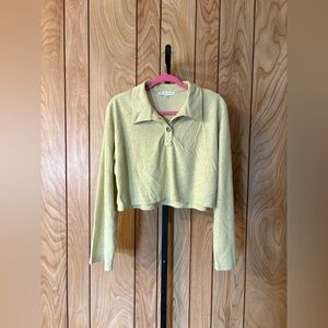 Cropped Collared Long Sleeve Top